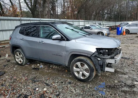 2018 Jeep Compass Latitude z USA, uszkodzony, nr VIN 3C4NJDBB8JT433949